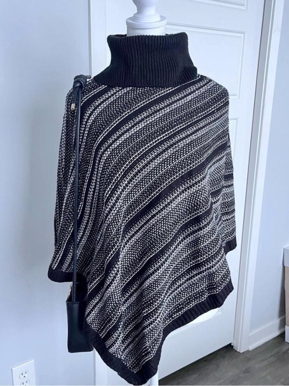 White House Black Market Black & White Turtleneck Poncho